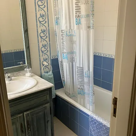 Golf 3 - One Bed Duplex With Pool View شقة