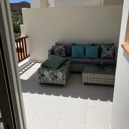Golf 3 - One Bed Duplex With Pool View شقة